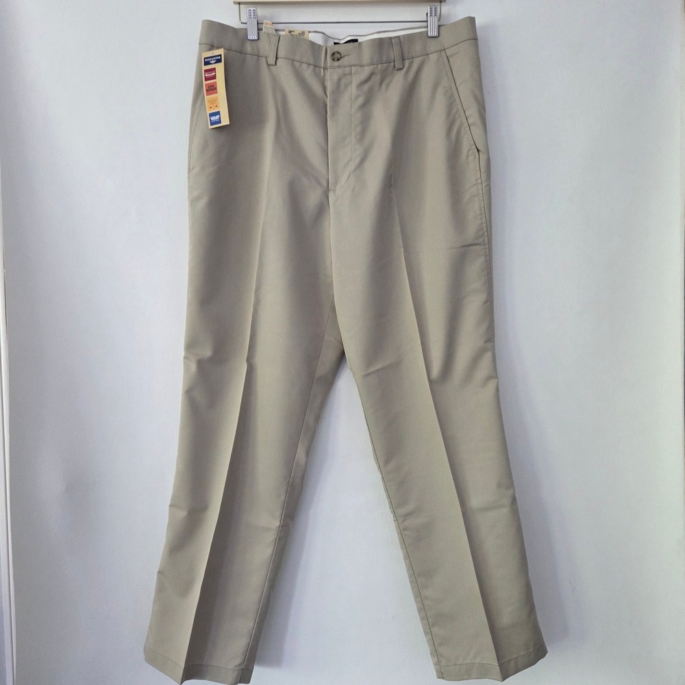 NEW Dockers proStyle Khaki Pants Tan Relaxed Fit Flat Front Mens 38x32